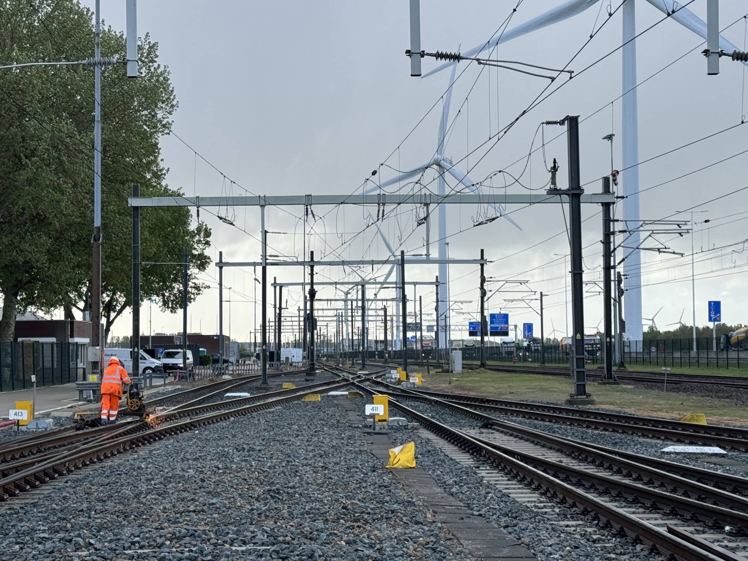 Flexis: Innovatief en preventief spooronderhoud voor in de kleinste hoekjes van het spoor